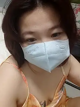 miniiceyya's Live XXX Chat