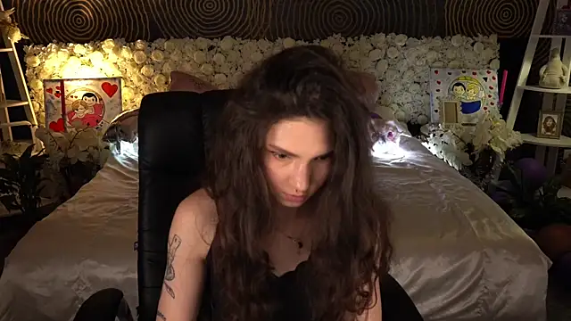 BabyFlowerr 现场XXX聊天