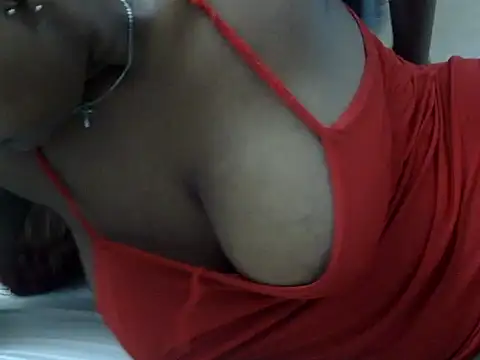 Онлайн чат XXX Creamy-Queen