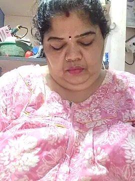 Chatroom XXX en direct de tamilthanushri