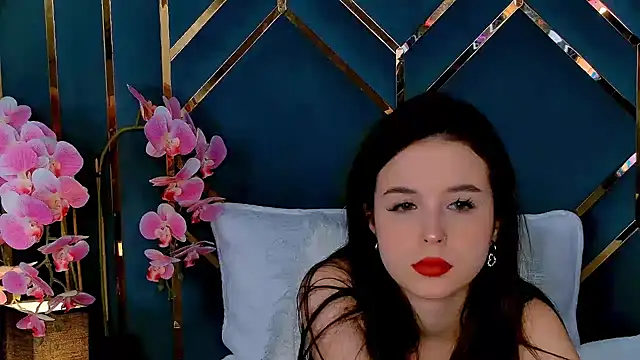 Онлайн чат XXX LanaLedger