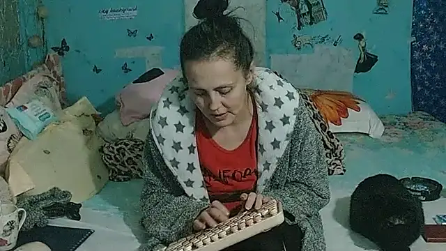 Онлайн чат XXX brighteyes77