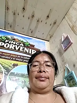 Chatroom XXX en direct de __valentina18