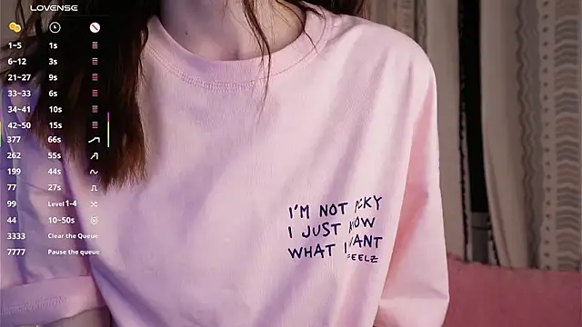 CarmaOlenのライブXXXチャット