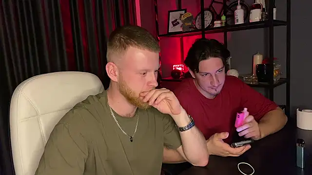 Adam_ice: онлайн-секс-чат