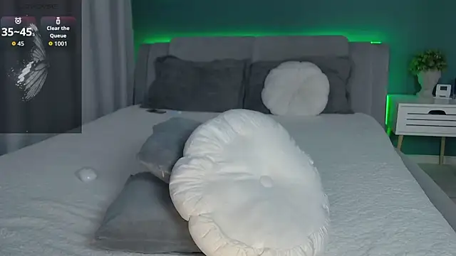 IvyNoirr Adlı Modelin Web Kamerası Şovu