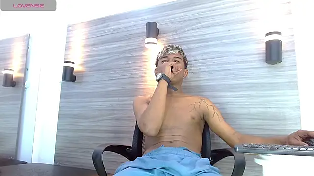 โชว์เว็บแคมของ TonnyMarck