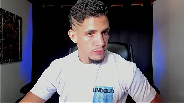 jhonnysnow17 现场XXX聊天