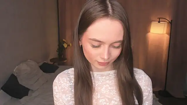 YvonneRobes Adlı Modelin Web Kamerası Şovu