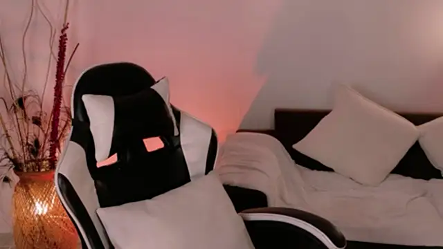 ChloeMoreti – Naživo XXX chat