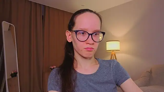 XXX chat uživo modela BettyBrowni