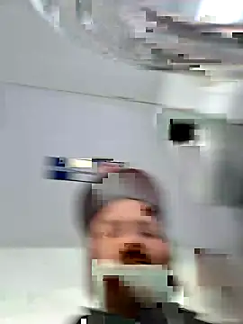 89fukboiのライブXXXチャット