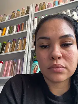 FOX_LATINA's Live XXX Chat