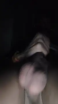 IMBADBOY4UのライブXXXチャット