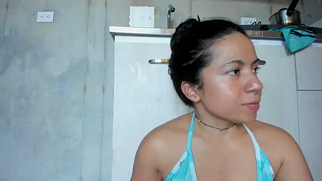 XXX chat uživo modela chiarafustox