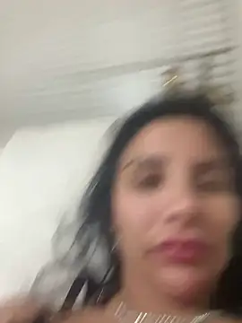 Miss_juicy_babes69's Webcam Show