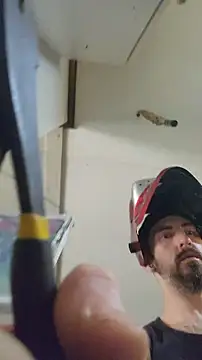 Bi_curious86's Webcam Show