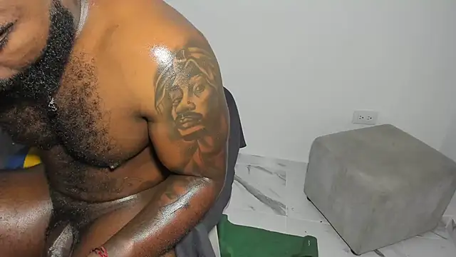 Freedom_24 Show in webcam