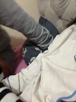 sarah12333 Adlı Modelin Web Kamerası Şovu