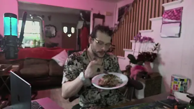 MasterDaddyCool live XXX chat