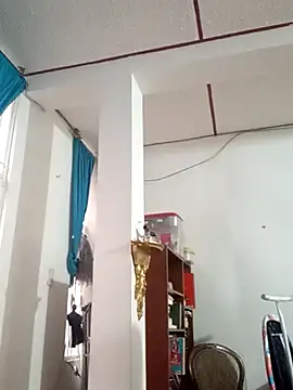 kelly_squirting 即時 XXX 聊天