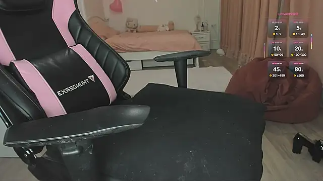 lil_cassie 即時 XXX 聊天