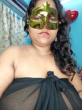 hevensex143 Adlı Modelin Web Kamerası Şovu