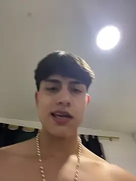 Lander_Cruz 即時 XXX 聊天