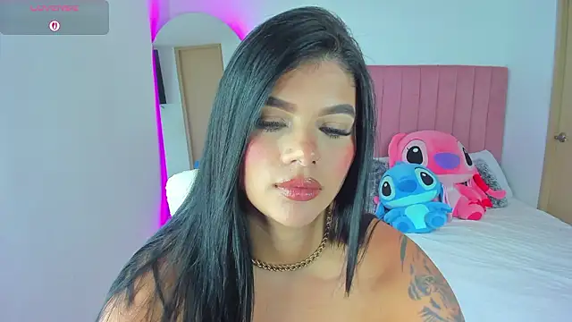 Janettcruz: онлайн-секс-чат