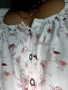 دردشة Hot-Tinaa الجنسية المباشرة