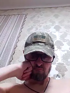 Vadym_and_Kris Adlı Modelin Canlı XXX Sohbeti