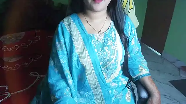 BengaliQueenStar Chat XXX in diretta