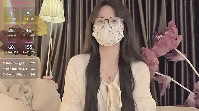 --102KymMiiss-- 网络视讯表演