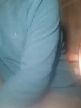 Voy_a_reventarte webcam show