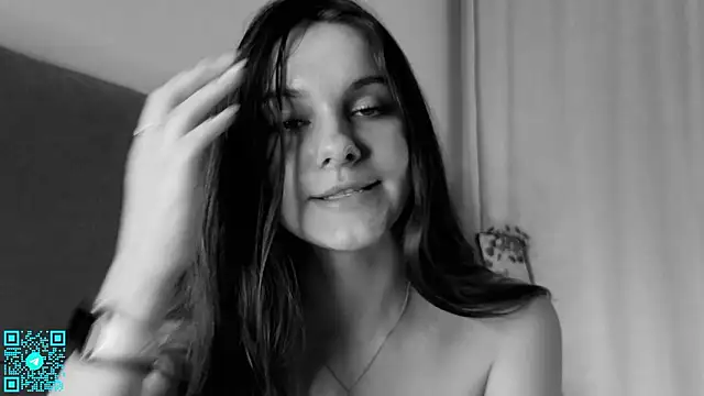 عرض كام chloemilka