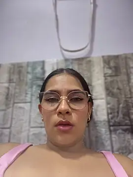 Chat XXX en directo de Valery_lux16