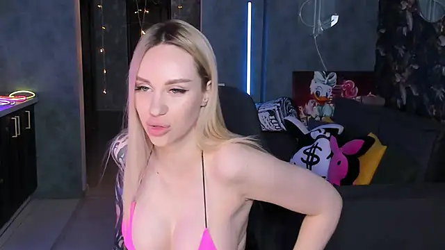 Blckmirrorr Live XXX Chat