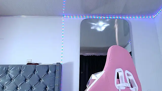 GraceWallace_ élő XXX-chatje