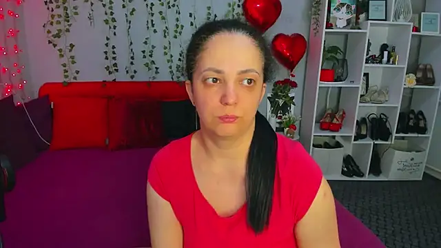 DarlingMilf Adlı Modelin Canlı XXX Sohbeti