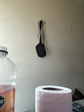 FrutillitaXX's Webcam Show