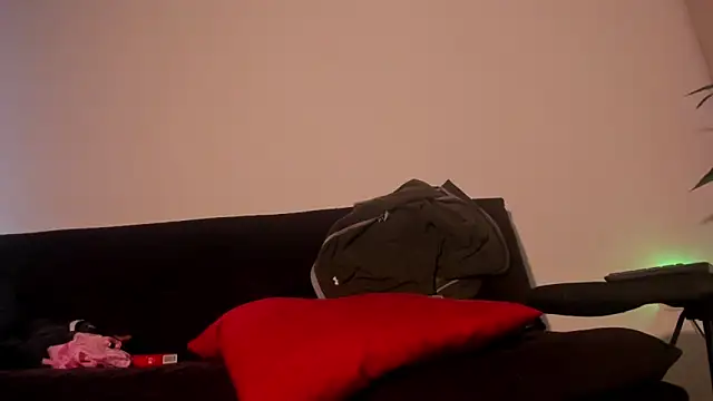 Erickpritz_xh's Live XXX Chat