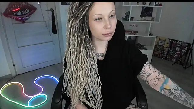 XXX chat uživo modela HoneySallyMoore