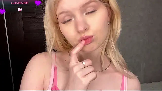 ShontaWasilko's Live XXX Chat