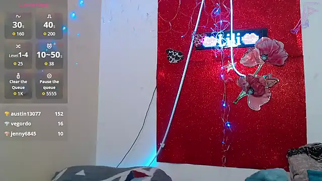 liliimilf: онлайн-секс-чат