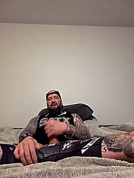 Beardedtattood's Live XXX Chat