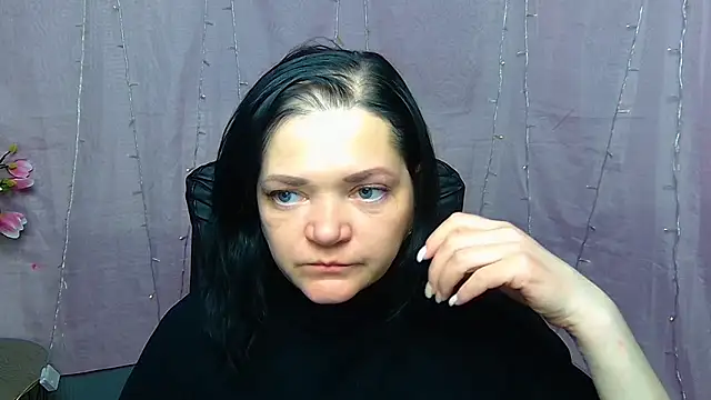 Chat XXX en directo de LauraFinn