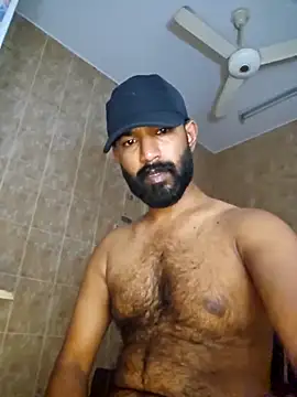 Bigkannan élő XXX-chatje