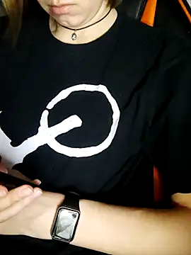 แชท XXX สดของ Aashikalaa