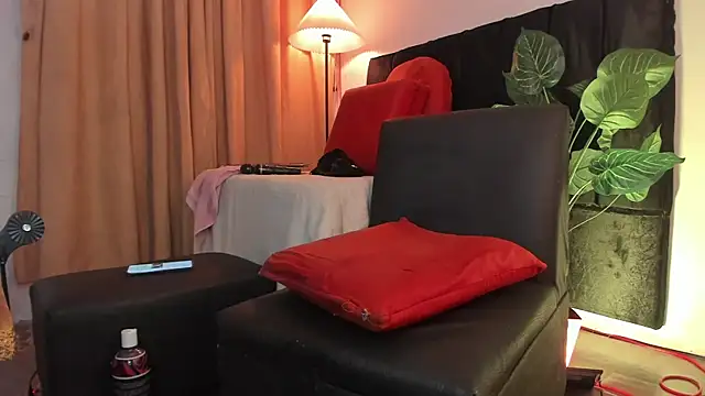 Misterjhons2 – Naživo XXX chat