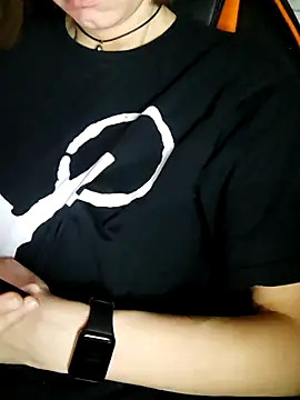 Chat +18 de Aashikalaa ao vivo